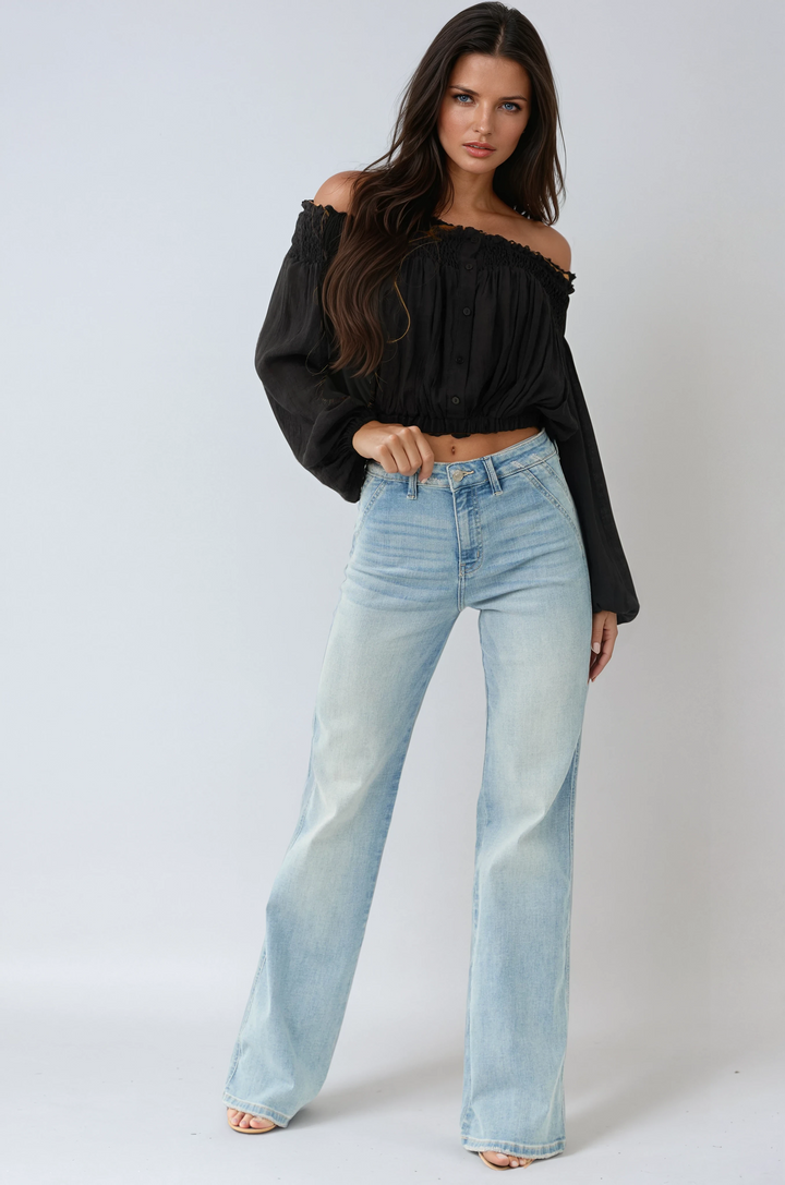 Elara | Flared Legs in Light Blue