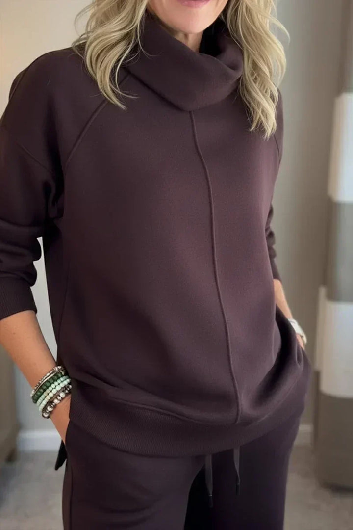 Marina | Luxurious Turtleneck Travel Set